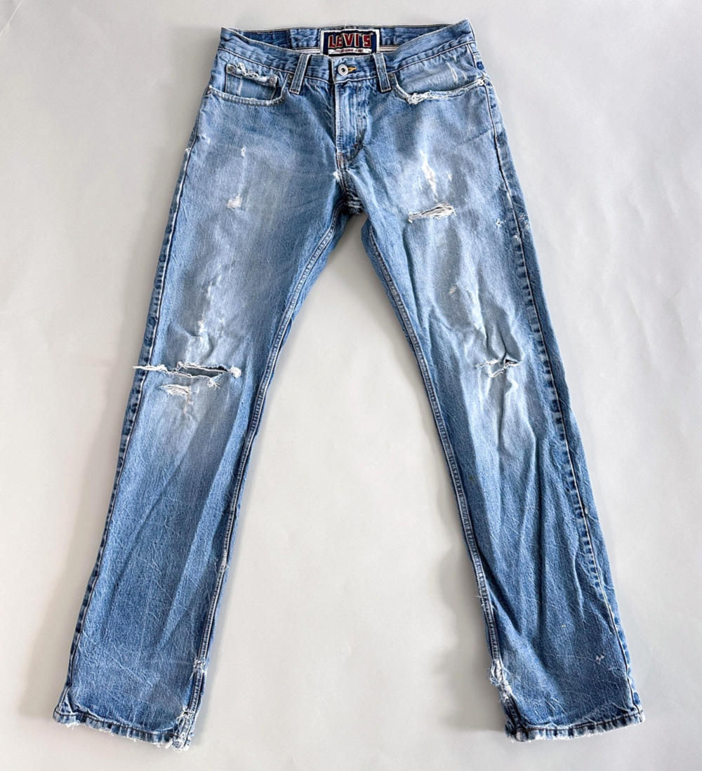 VTG Levis 514 Jeans Mens 32x34 Blue Slim Straight Distressed Ripped Denim Aug 09